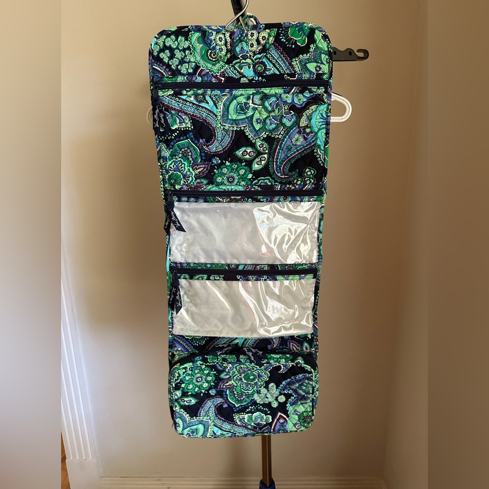 Vera Bradley toiletries travel bag. Excellent condition